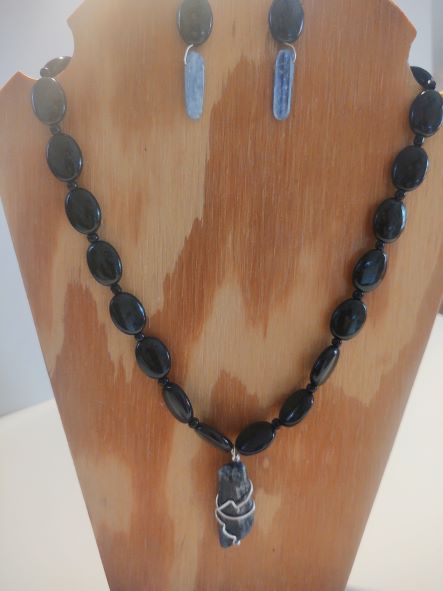 Black Sheen Obsidian with Blue Kyanite Set