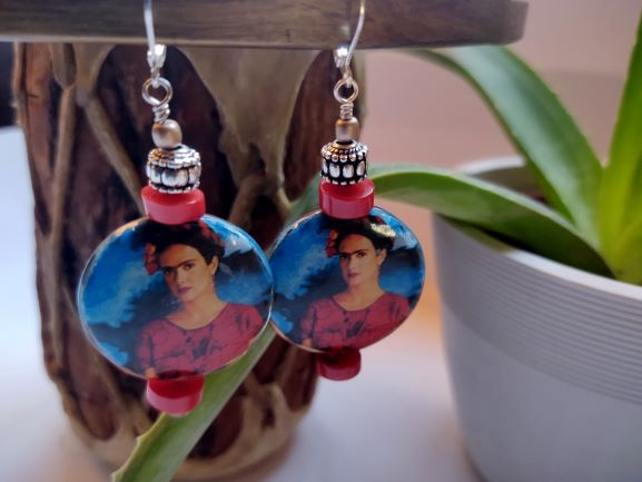 Frida Kahlo With Bamboo Coral Earrings